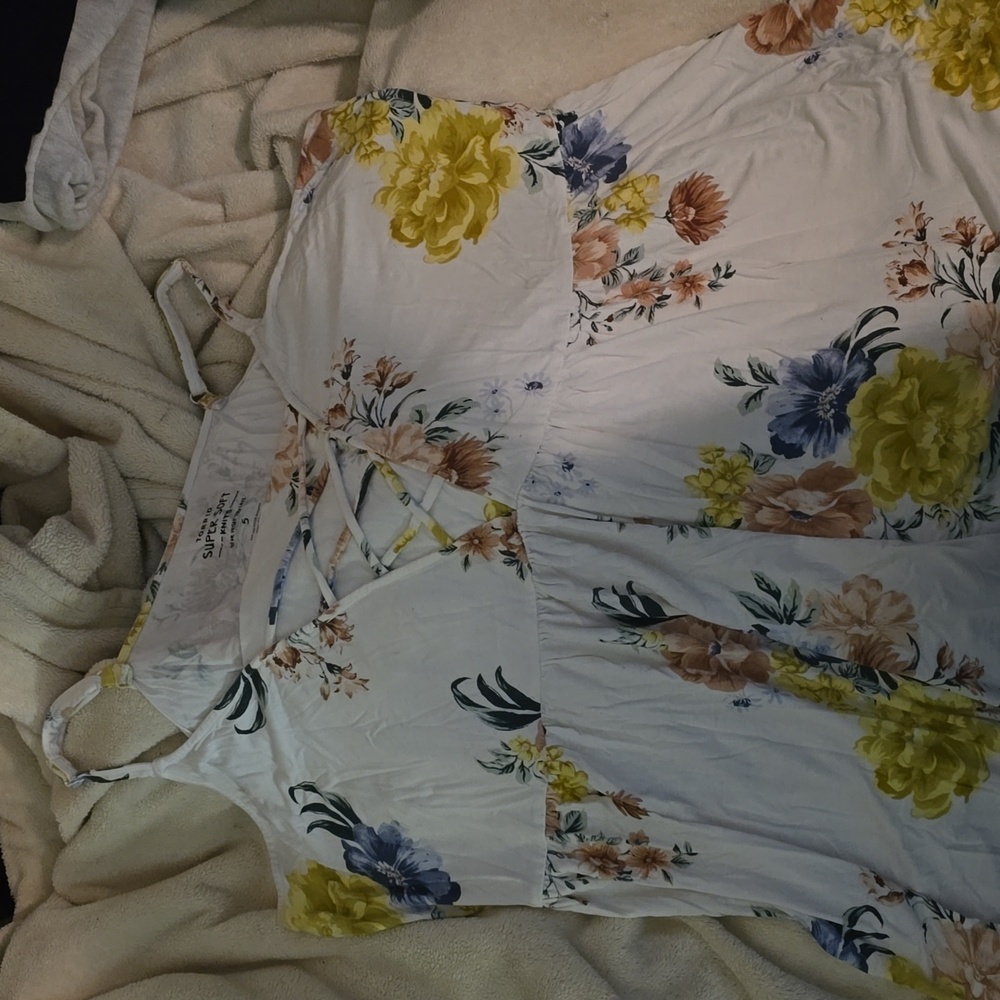 Torrid size 5 Sleeveless Top